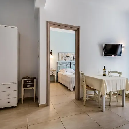 Niriides Luxury Apartment Astypalaia