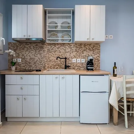 아파트 Niriides Luxury *