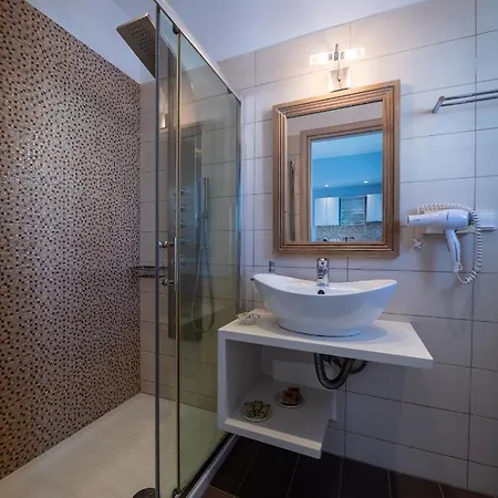 Niriides Luxury Apartment