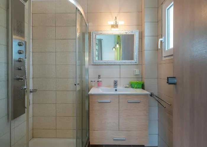 公寓 Niriides Luxury