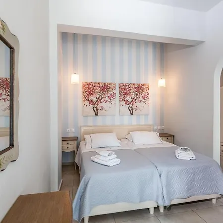 Niriides Luxury Apartment *