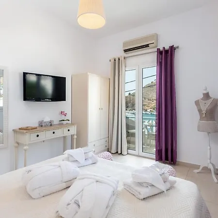 Niriides Luxury Apartment *